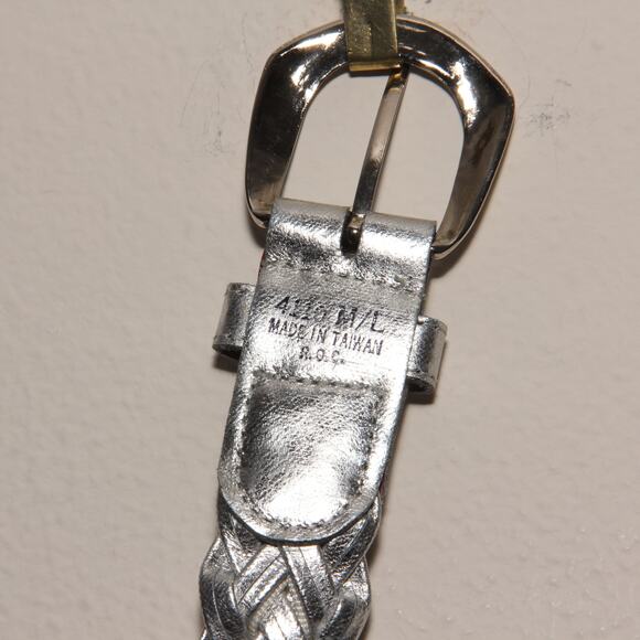 Vintage Silver & White Braided Belt Size M/L Made in Argentina - Picture 2 of 5